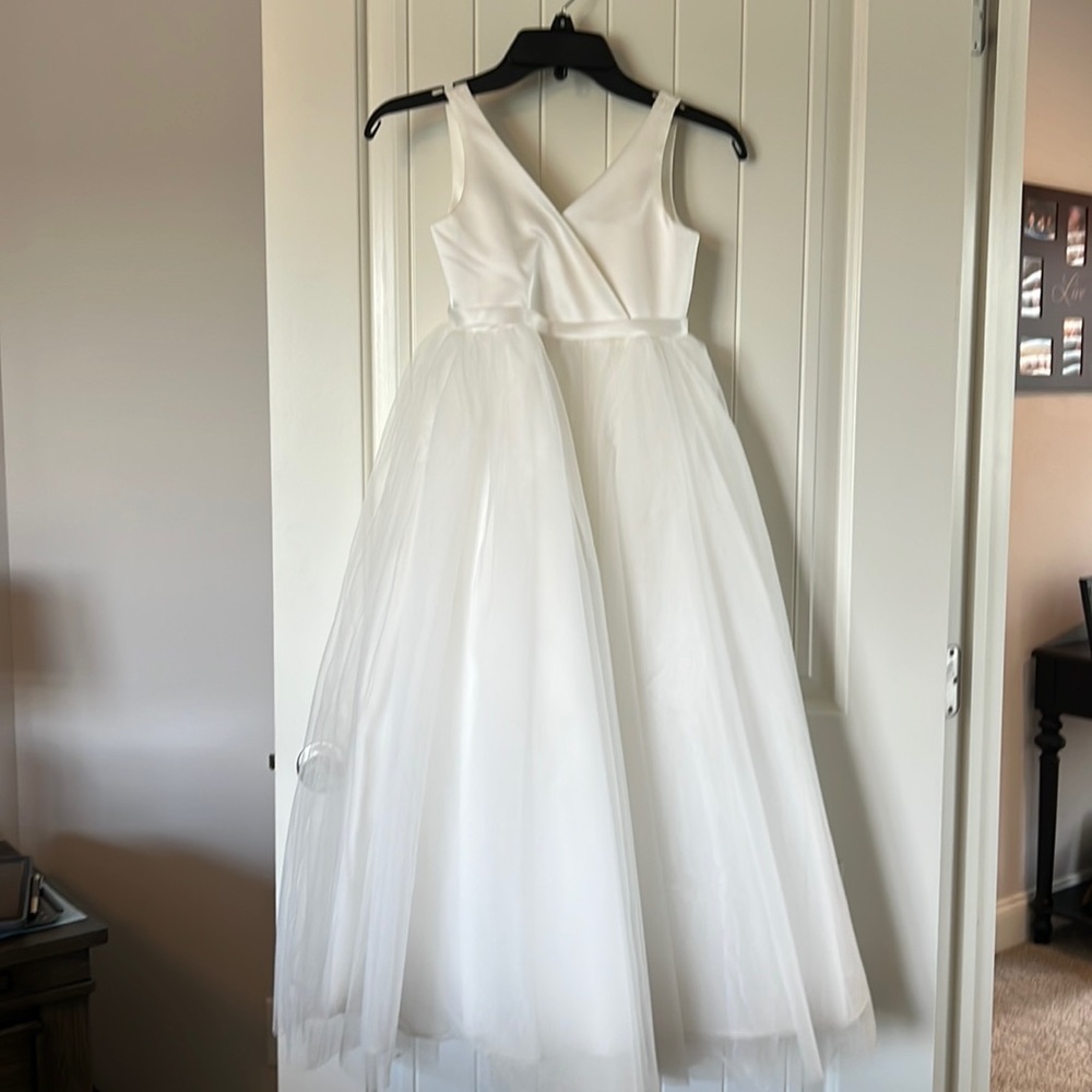 Little girl flower girl dress